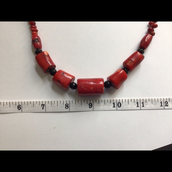 Chunky red and black plastic bead necklace. - Picture 3 of 5